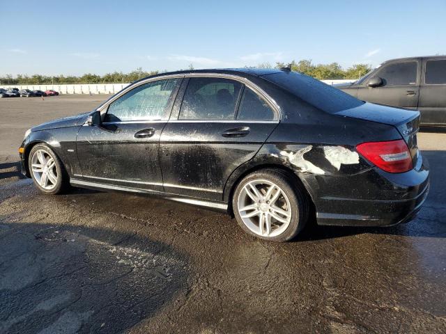 Obraz 2 z 2012 MERCEDES-BENZ C 250 2012 z VIN WDDGF4HB6CR213812