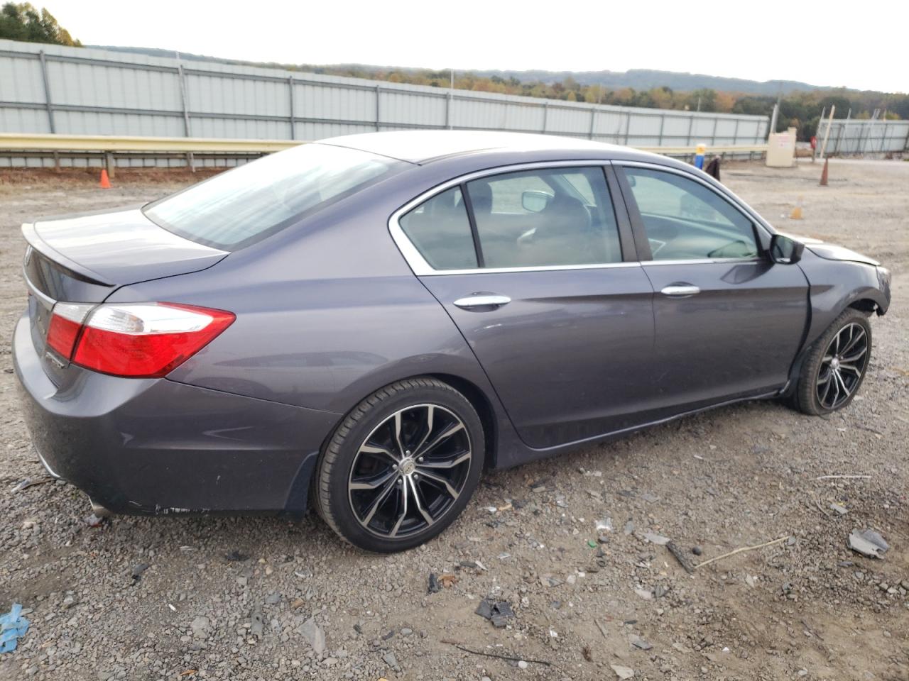 Obraz 3 z 2015 HONDA ACCORD SPORT 2015 z VIN 1HGCR2F5XFA018088