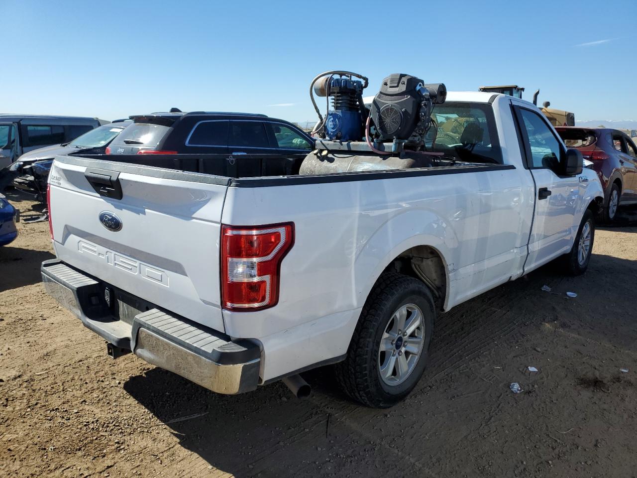 Obraz 3 z 2019 FORD F150  2019 z VIN 1FTMF1C54KKD59792