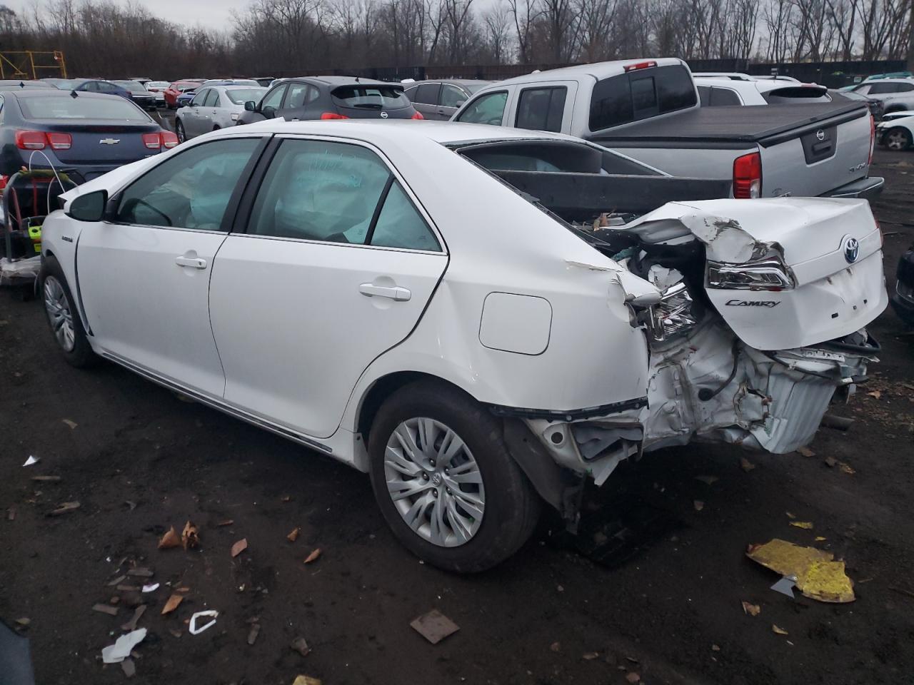 Image 2 of 2012 TOYOTA CAMRY HYBRID 2012 with VIN 4T1BD1FK9CU019361