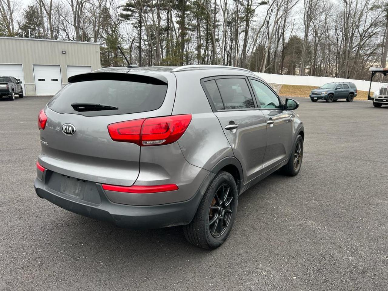 Image 3 of 2016 KIA SPORTAGE LX 2016 with VIN KNDPBCAC0G7858346