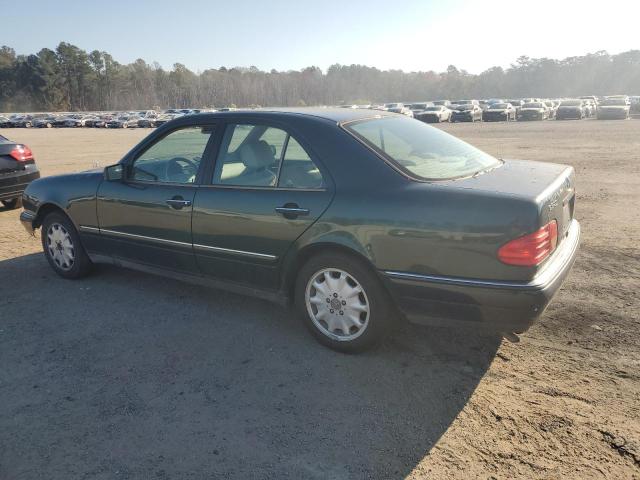 Obraz 2 z 1998 MERCEDES-BENZ E 320 1998 z VIN WDBJF65F5WA651225