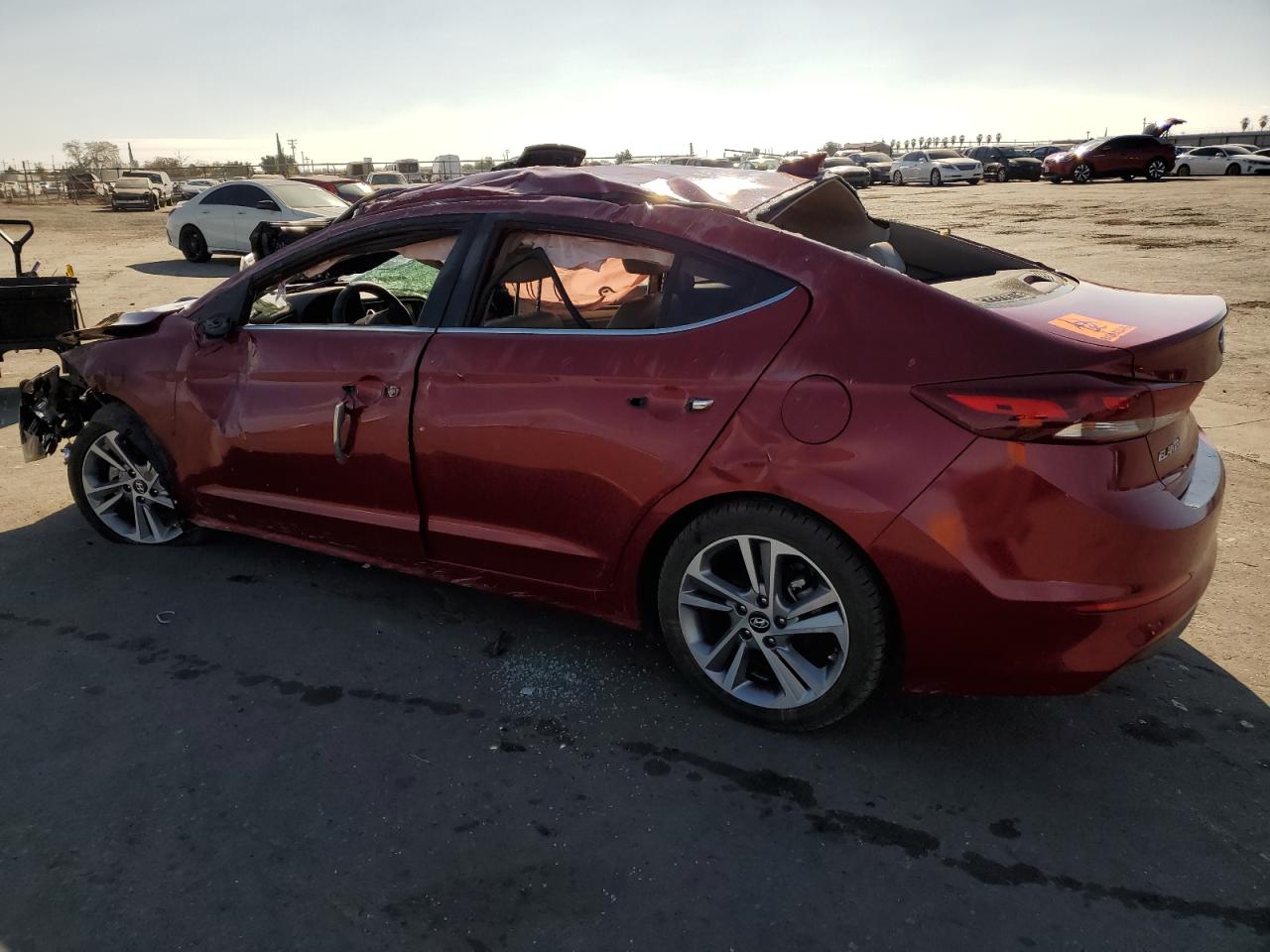 Image 2 of 2017 HYUNDAI ELANTRA SE 2017 with VIN KMHD84LFXHU263517