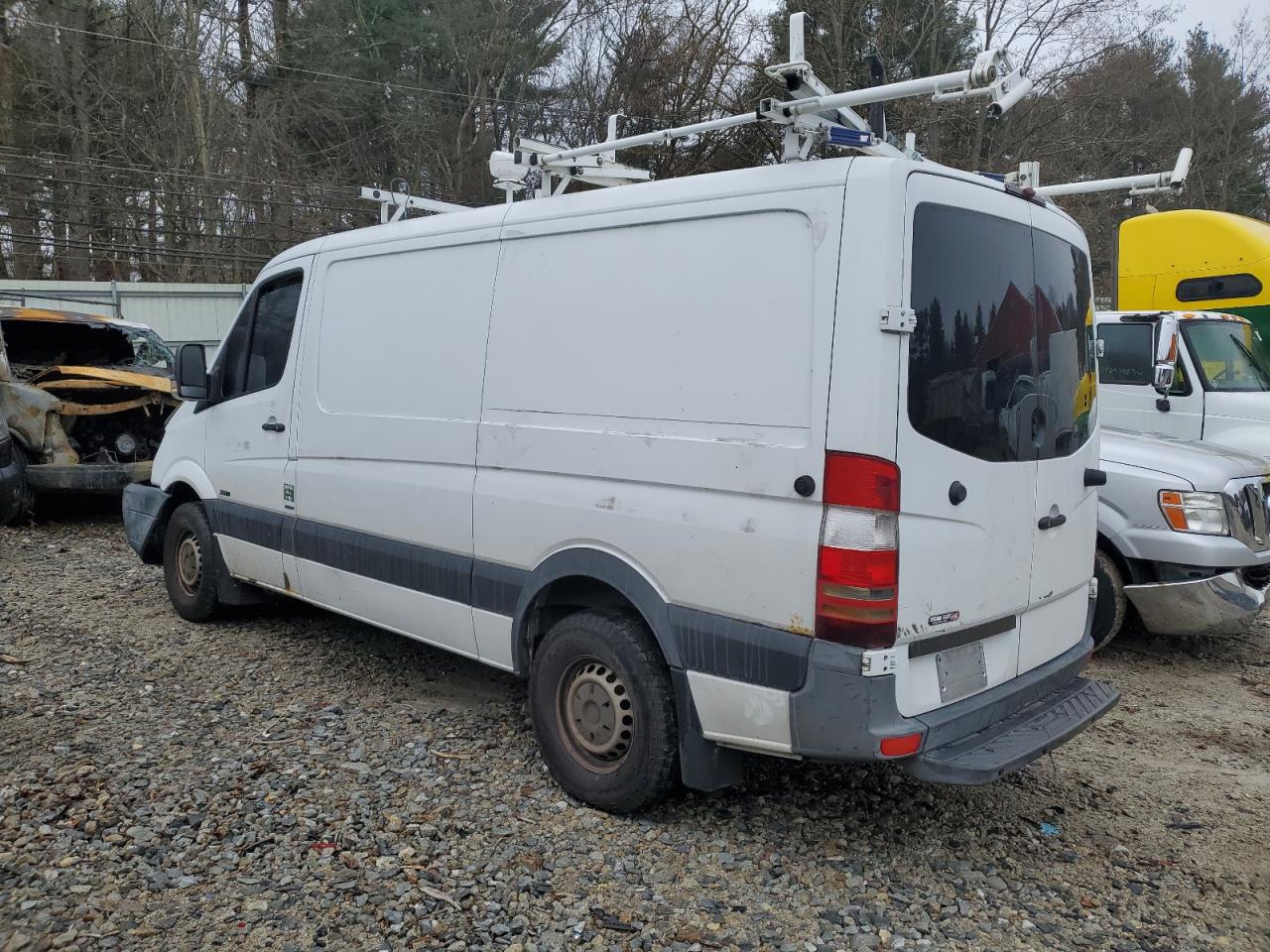 Image 2 of 2012 MERCEDES-BENZ SPRINTER 2500 2012 with VIN WD3PE7CCXC5721037