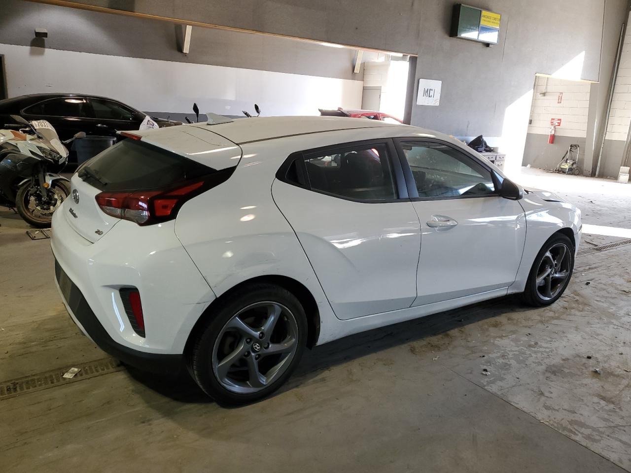 Obraz 3 z 2019 HYUNDAI VELOSTER BASE 2019 z VIN KMHTG6AF9KU006563