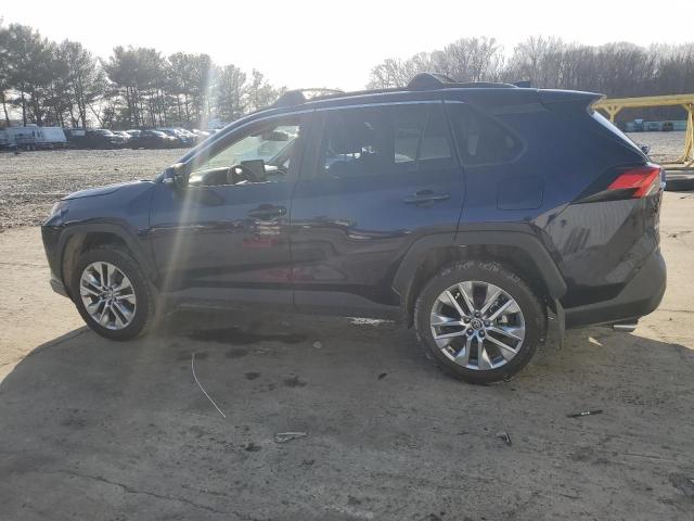 Изображение 2 2023 TOYOTA RAV4 XLE PREMIUM 2023 с VIN 2T3A1RFV9PW389090