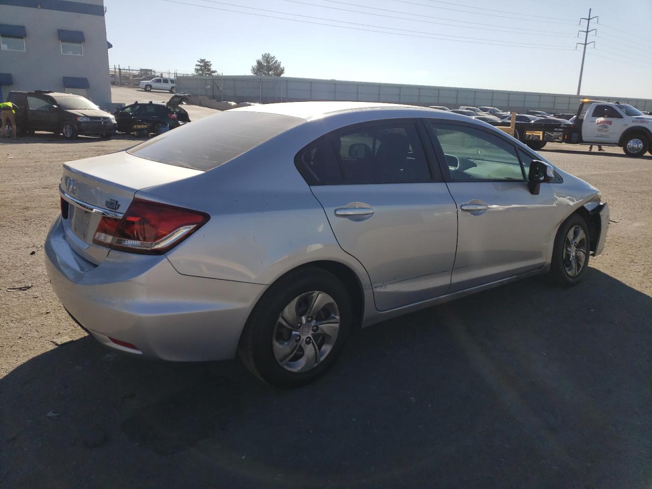 Obraz 3 z 2013 HONDA CIVIC LX 2013 z VIN 2HGFB2F57DH555940