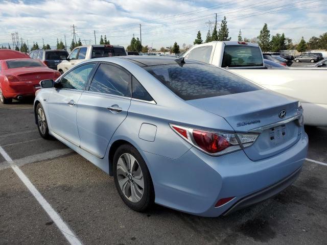 Image 2 of 2013 HYUNDAI SONATA HYBRID 2013 with VIN KMHEC4A40DA076271