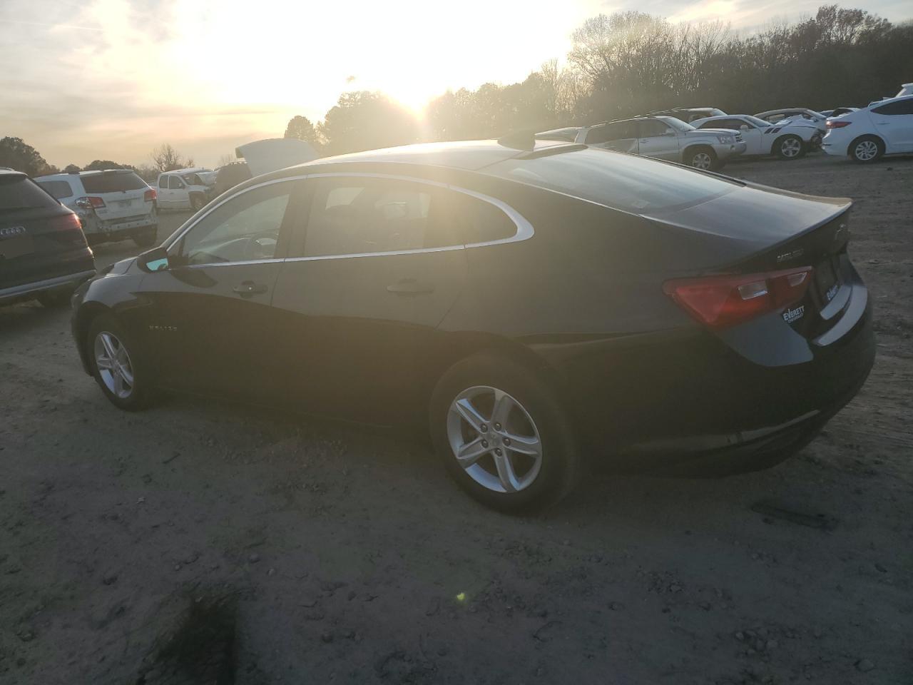 Изображение 2 2021 CHEVROLET MALIBU LS 2021 с VIN 1G1ZB5STXMF060918