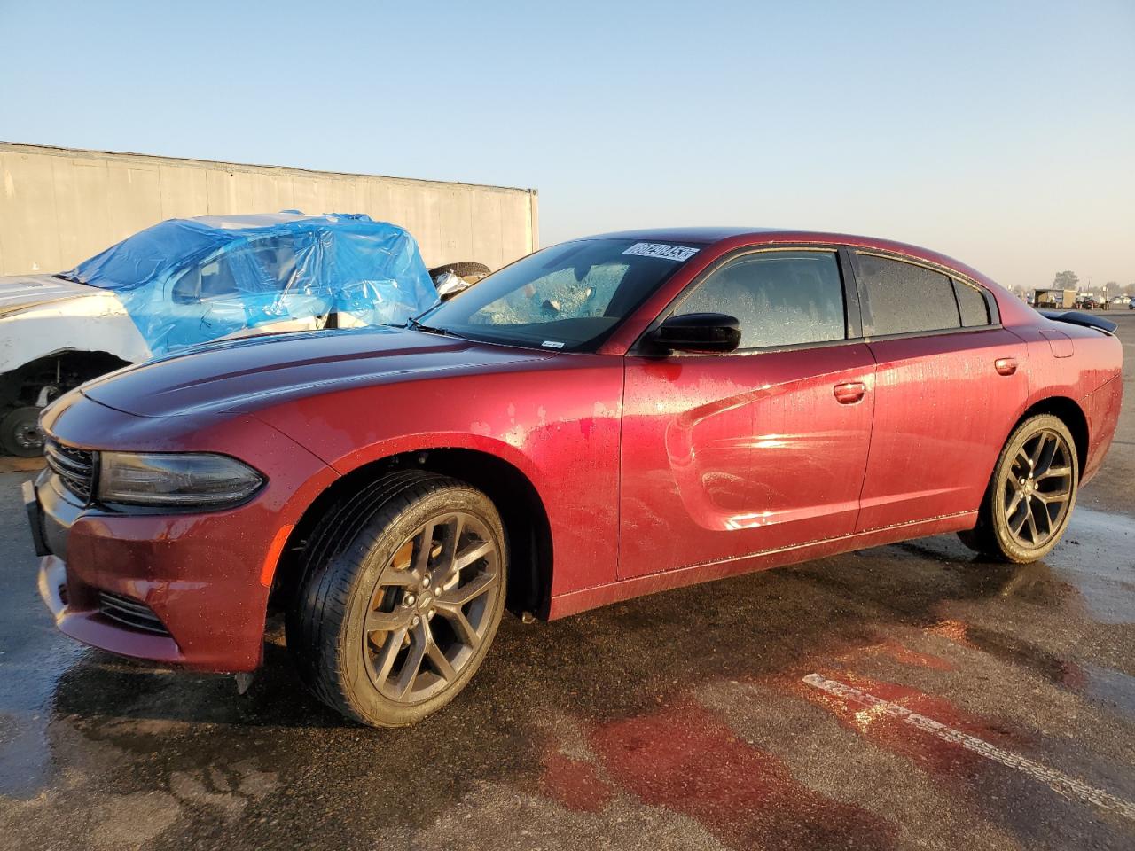 Изображение 1 2021 DODGE CHARGER SXT 2021 с VIN 2C3CDXBG2MH647686