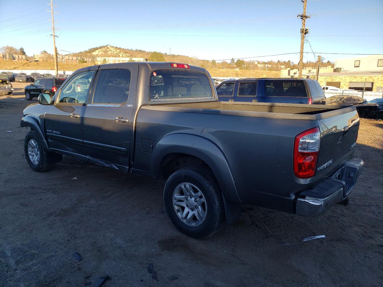 Image 2 of 2004 TOYOTA TUNDRA DOUBLE CAB SR5 2004 with VIN 5TBDT44184S458531