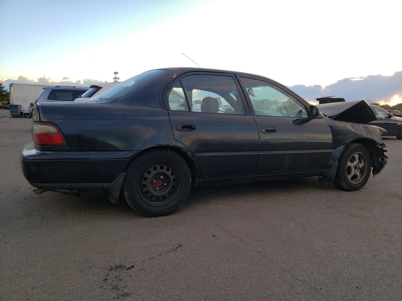 Image 3 of 1997 TOYOTA COROLLA BASE 1997 with VIN 2T1BA02E5VC164548