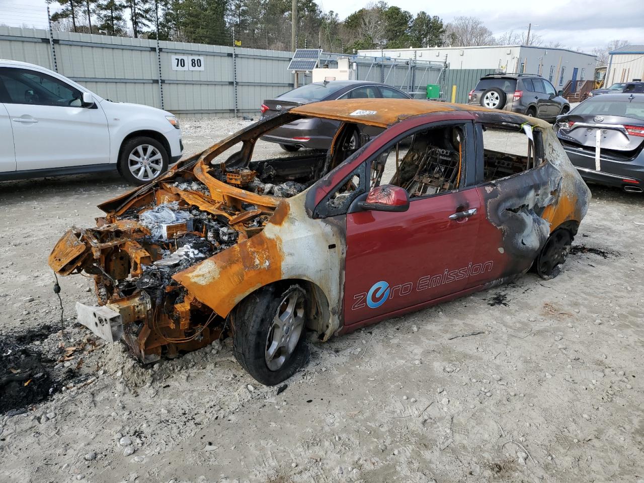 2011 NISSAN LEAF SV 2011 image
