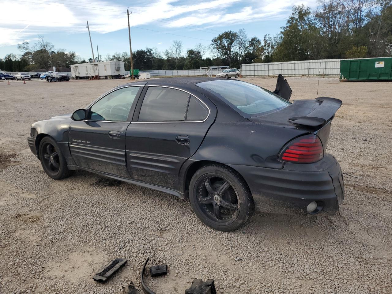 Image 2 of 2002 PONTIAC GRAND AM SE1 2002 with VIN 1G2NF52E72M620645