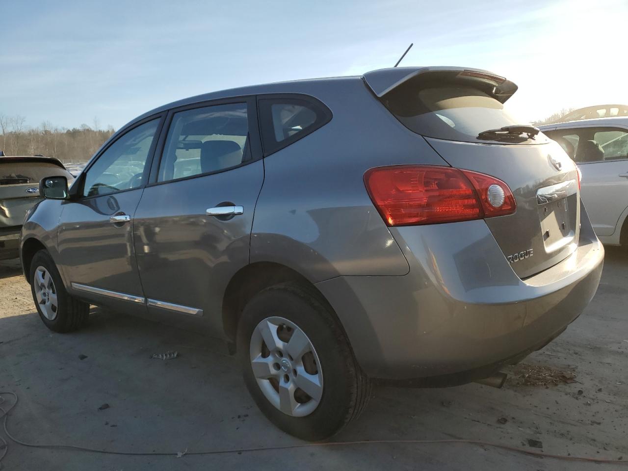 Obraz 2 z 2011 NISSAN ROGUE S 2011 z VIN JN8AS5MV1BW686779
