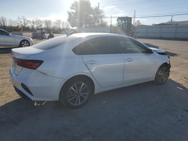 Obraz 3 z 2022 KIA FORTE FE 2022 z VIN 3KPF24AD8NE424831
