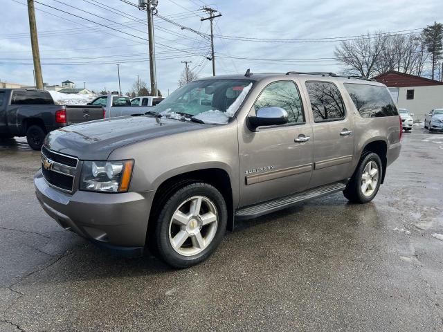 Obraz 2 z 2013 CHEVROLET SUBURBAN K1500 LT 2013 z VIN 1GNSKJE72DR197423