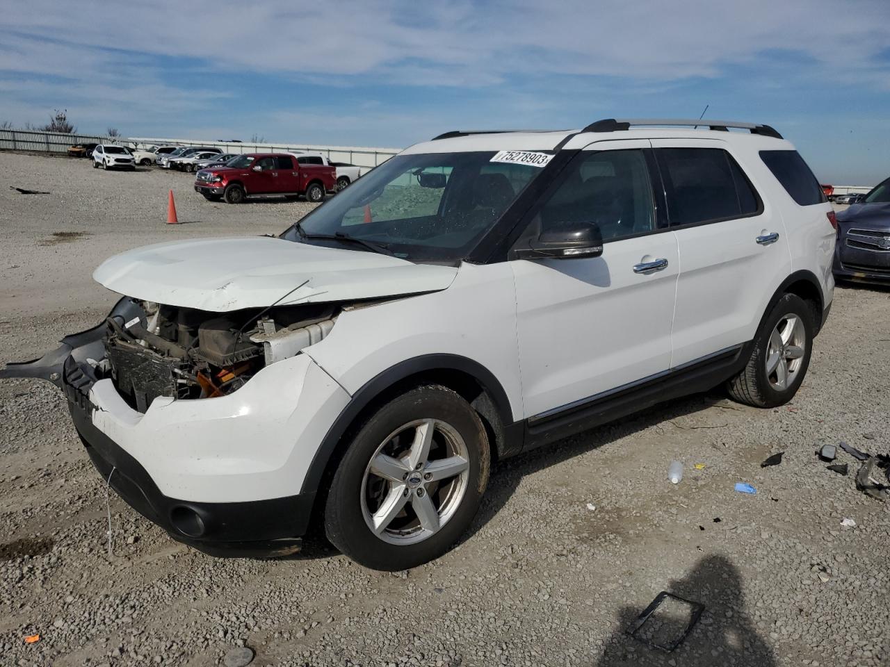 Image 1 of 2015 FORD EXPLORER XLT 2015 with VIN 1FM5K7D83FGC36436