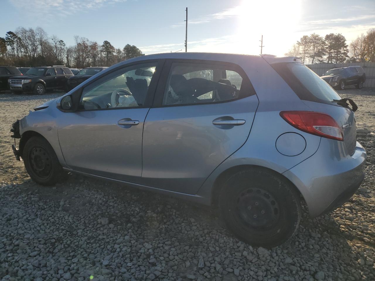 Obraz 2 z 2013 MAZDA MAZDA2  2013 z VIN JM1DE1KY7D0163049