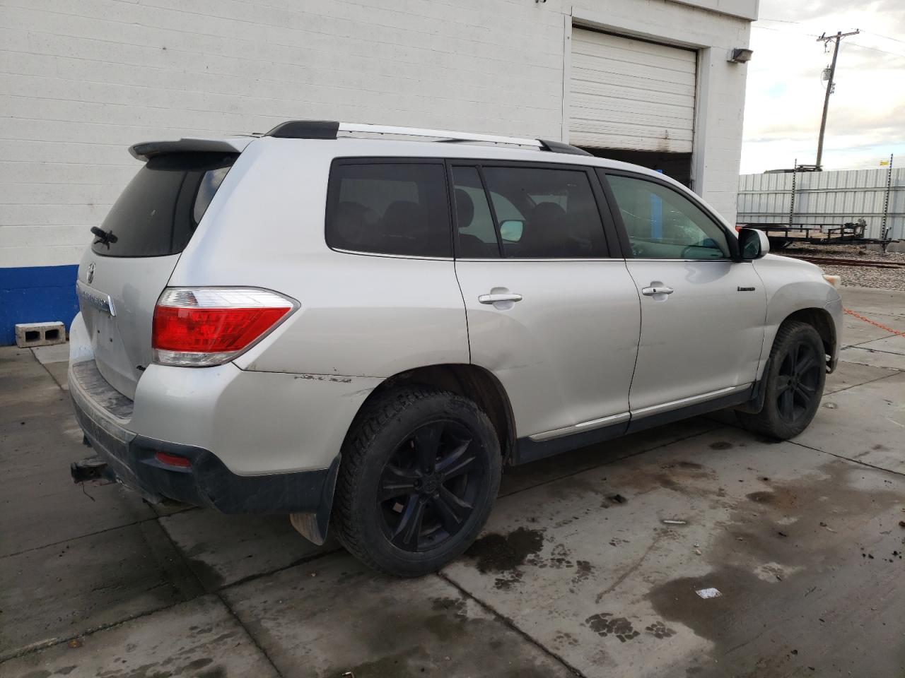 Obraz 3 z 2011 TOYOTA HIGHLANDER LIMITED 2011 z VIN 5TDDK3EH3BS066537