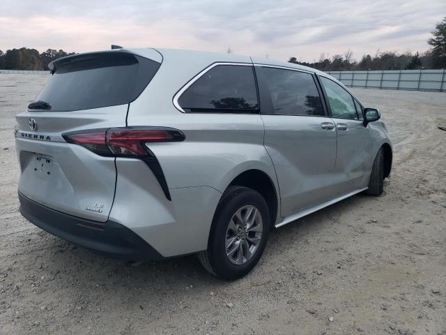 Image 3 of 2022 TOYOTA SIENNA LE 2022 with VIN 5TDKRKEC1NS128815