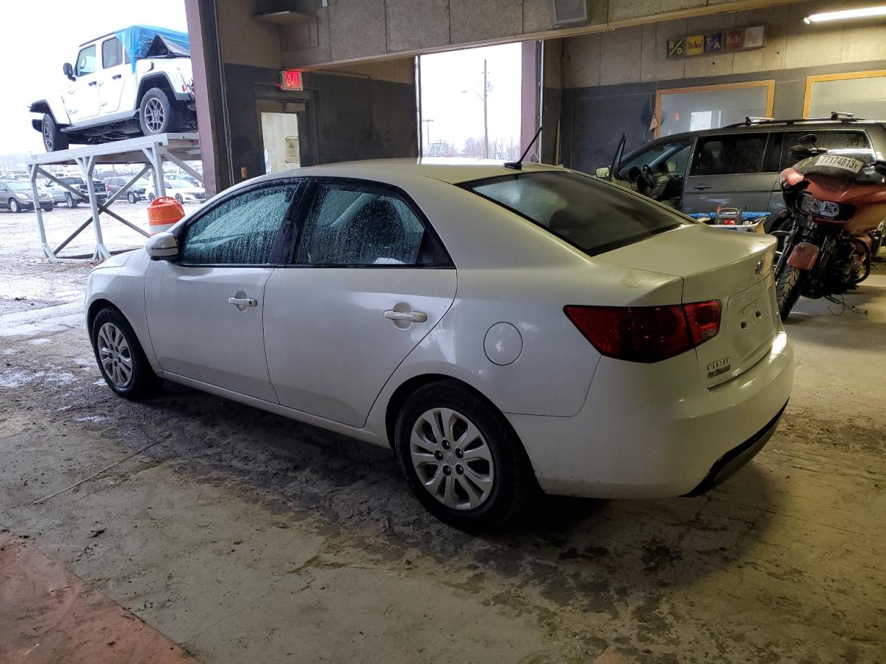 Image 2 of 2013 KIA FORTE EX 2013 with VIN KNAFU4A23D5665129