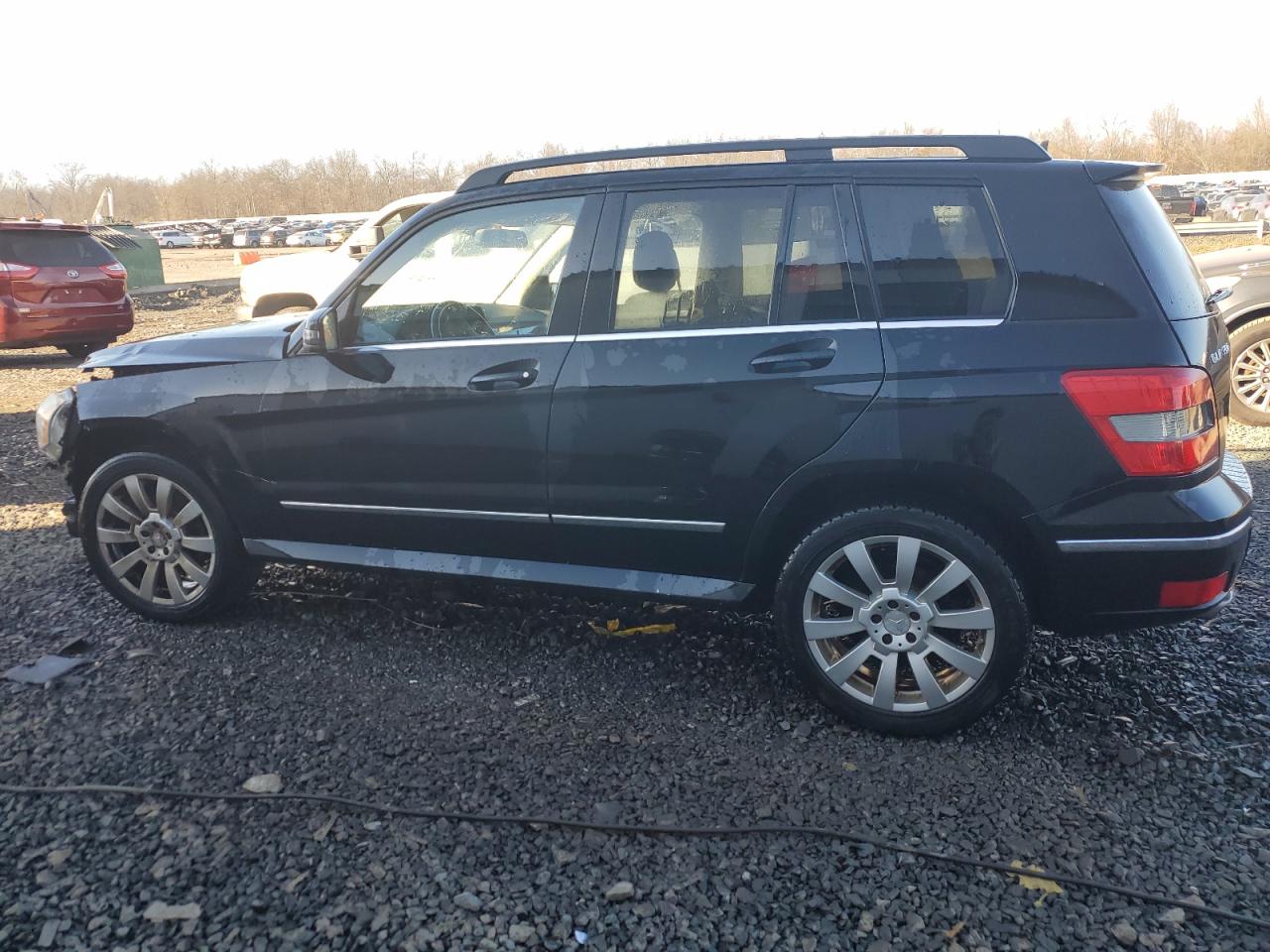 Image 2 of 2010 MERCEDES-BENZ GLK 350 4MATIC 2010 with VIN WDCGG8HB2AF433651