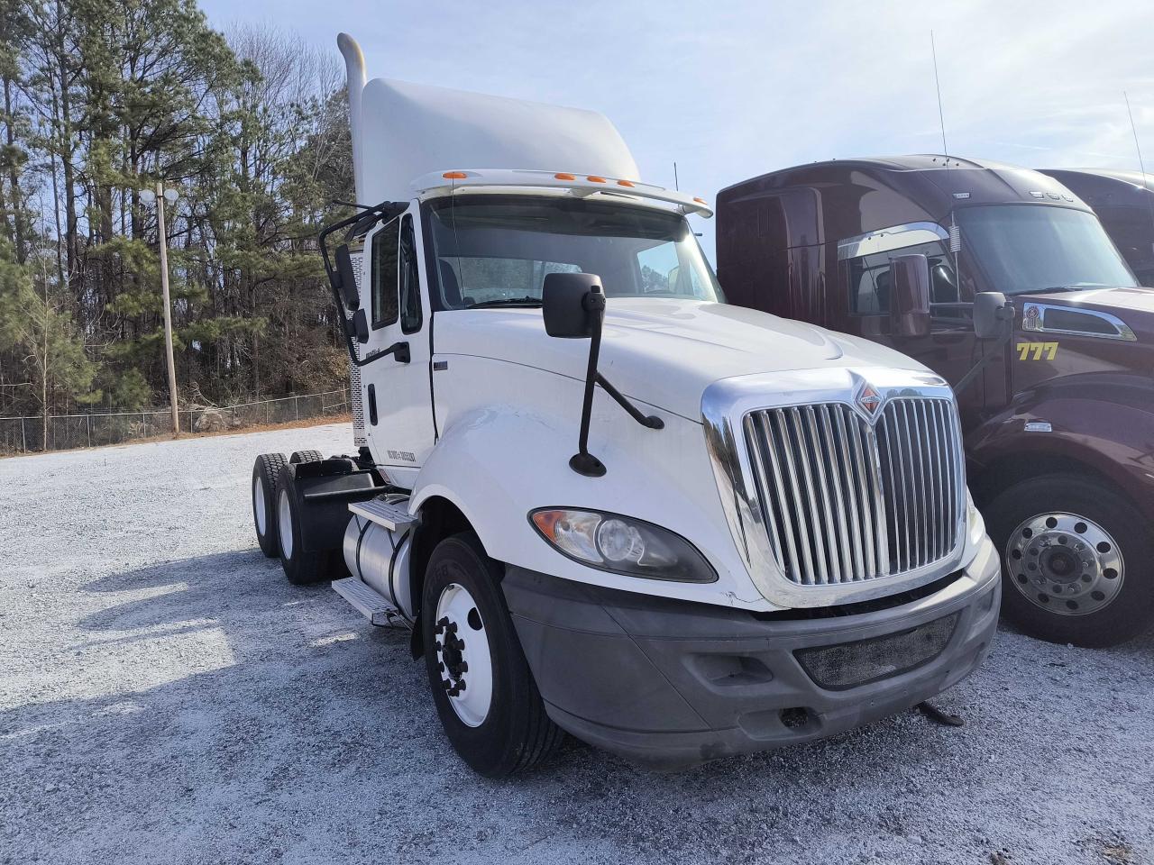 Obraz 1 z 2012 INTERNATIONAL PROSTAR  2012 z VIN 1HSDJSJR4CH077202
