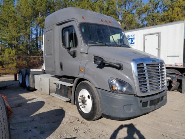 Изображение 2018 FREIGHTLINER CASCADIA 113  2018