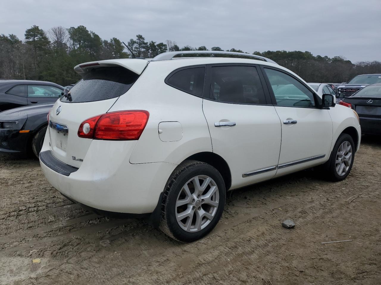 Image 3 of 2012 NISSAN ROGUE S 2012 with VIN JN8AS5MV0CW404892