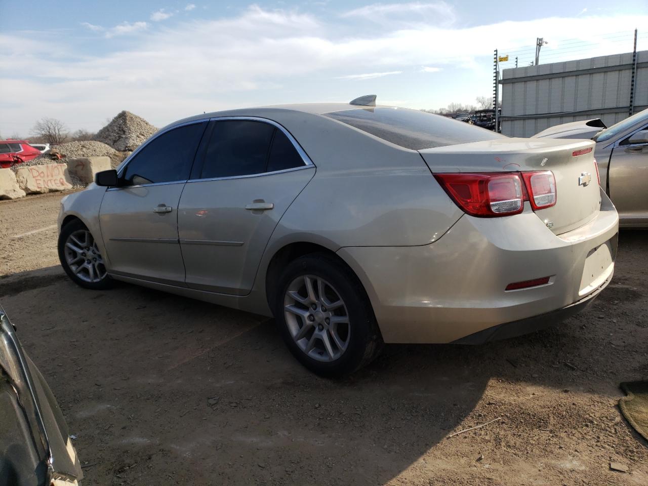 Изображение 2 2015 CHEVROLET MALIBU 1LT 2015 с VIN 1G11C5SL5FF319070