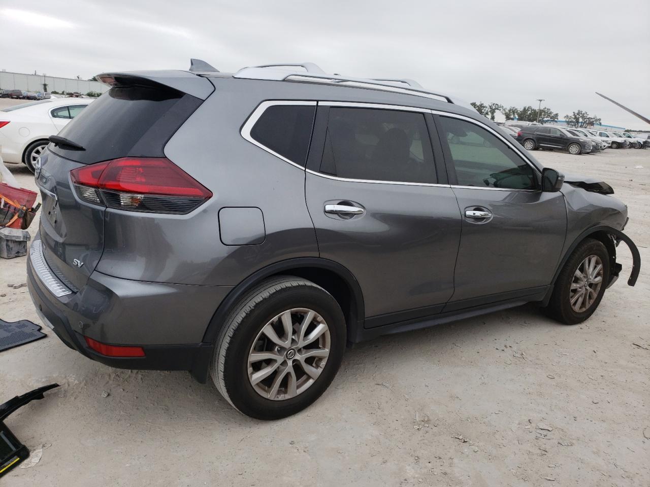 Image 3 of 2020 NISSAN ROGUE S 2020 with VIN KNMAT2MTXLP531486
