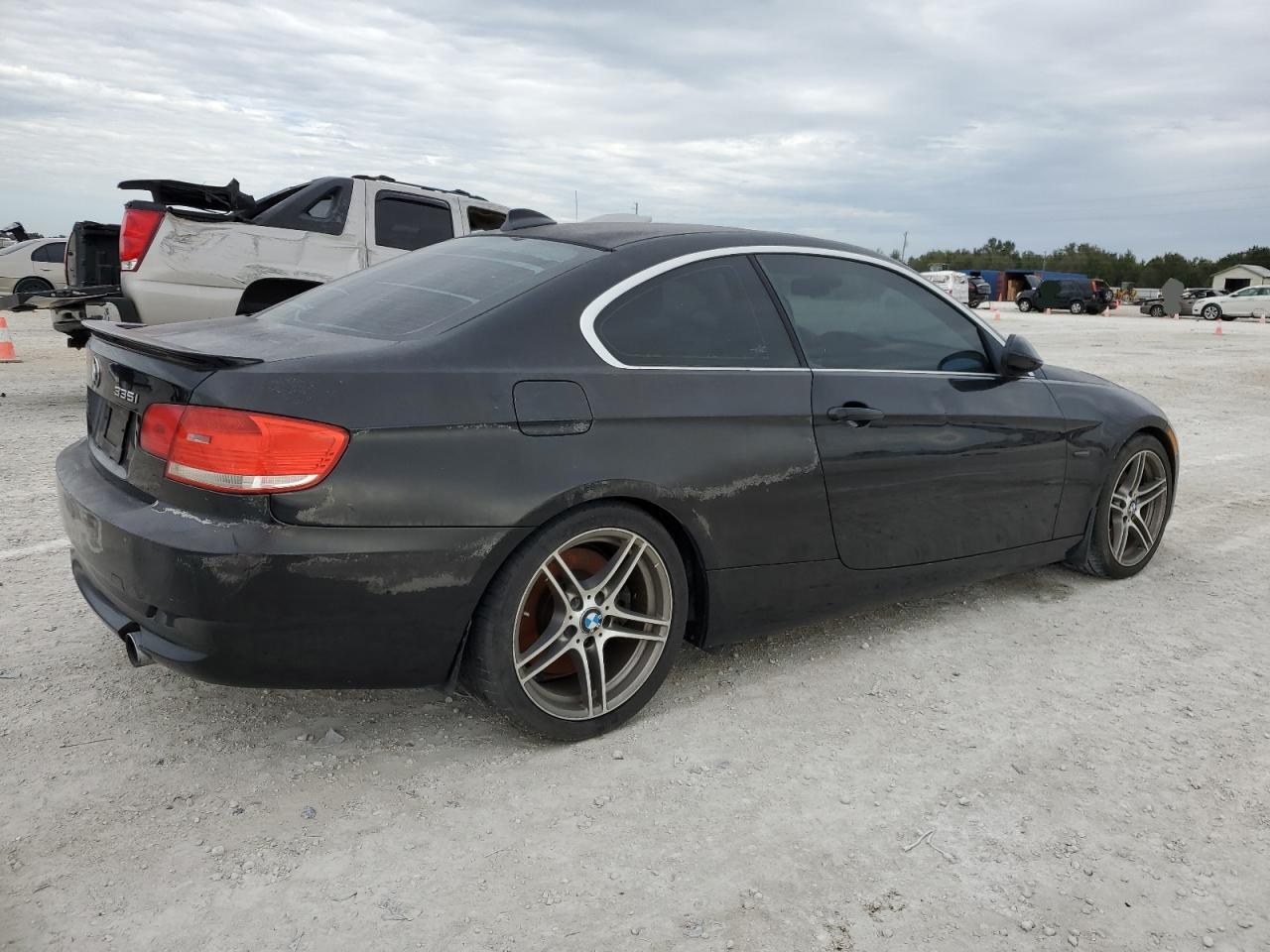 Obraz 3 z 2007 BMW 335 I 2007 z VIN WBAWB73587P037381