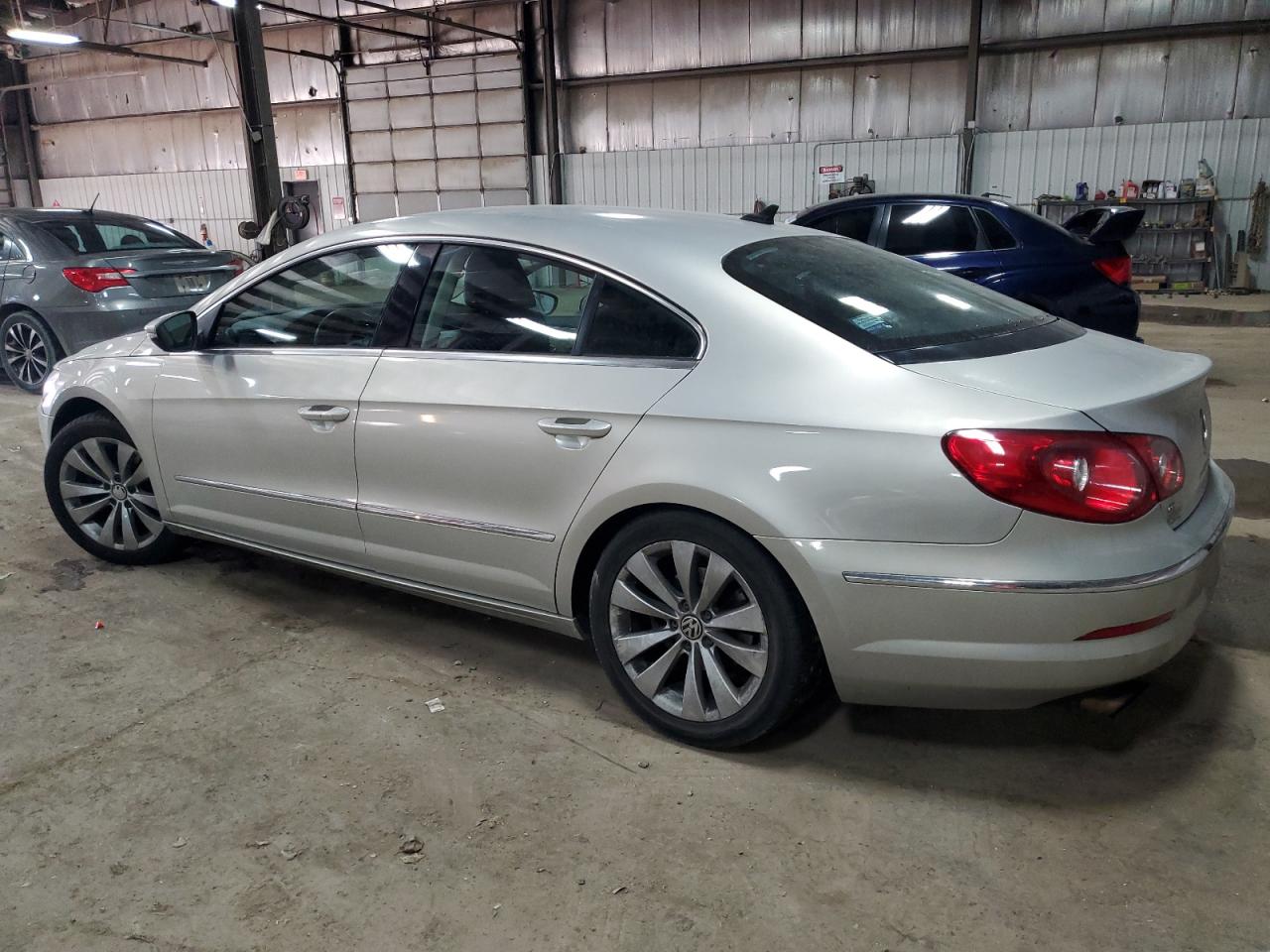Obraz 2 z 2011 VOLKSWAGEN CC SPORT 2011 z VIN WVWMP7ANXBE705619