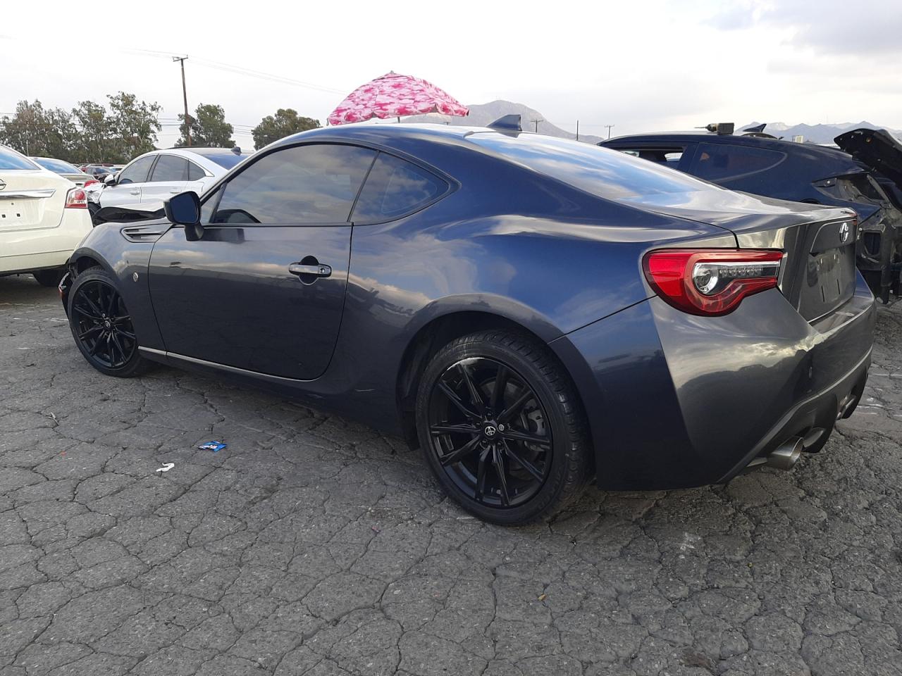 Изображение 2 2018 TOYOTA 86  2018 с VIN JF1ZNAA13J9700622