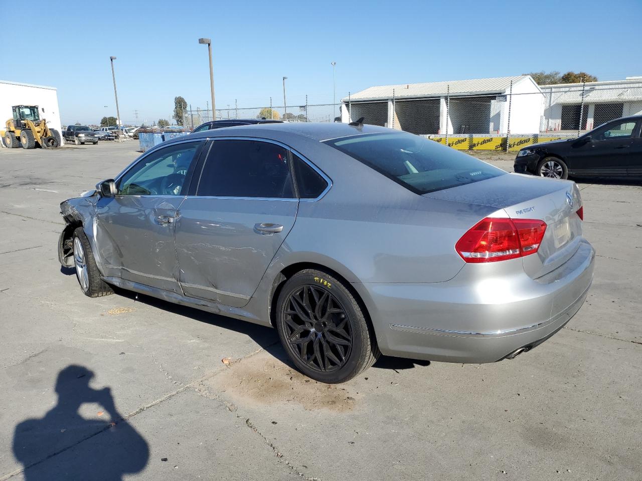 Obraz 2 z 2014 VOLKSWAGEN PASSAT SEL 2014 z VIN 1VWCN7A36EC046922