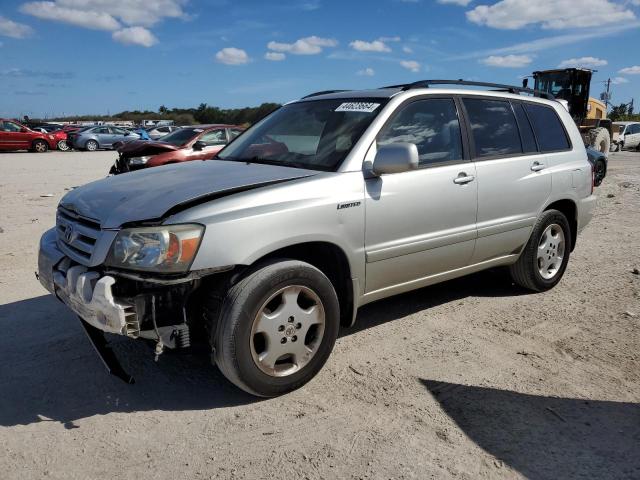 Image 1 of 2004 TOYOTA HIGHLANDER  2004 with VIN JTEEP21A240042207