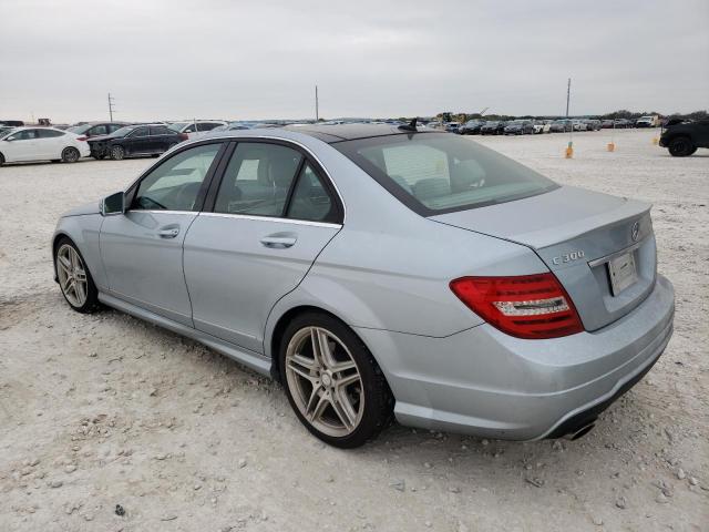 Изображение 2 2013 MERCEDES-BENZ C 300 4MATIC 2013 с VIN WDDGF8AB9DR254812