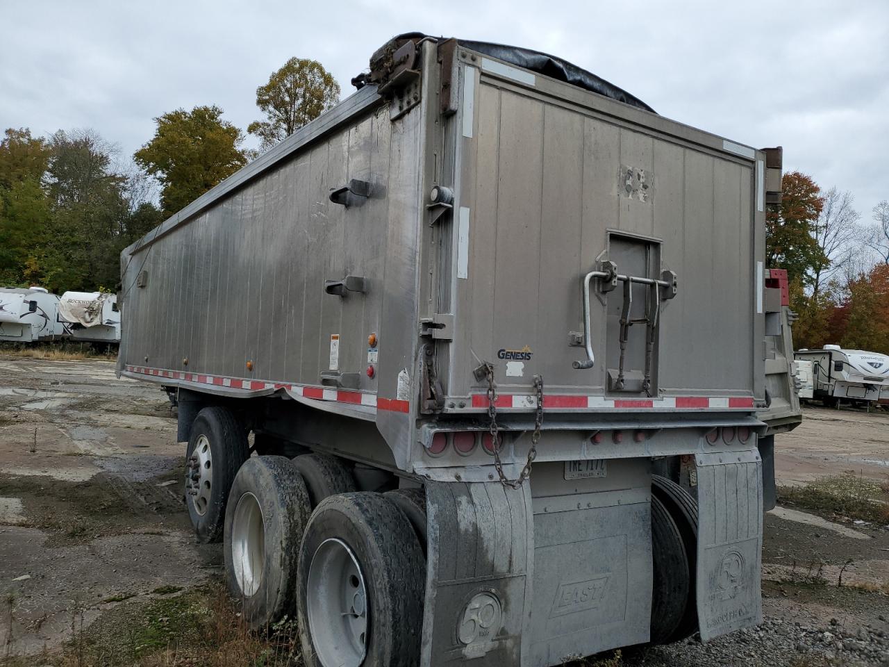 Image 3 of 2019 EAST DUMP TRAIL 2019 with VIN 1E1D2L388KR064724