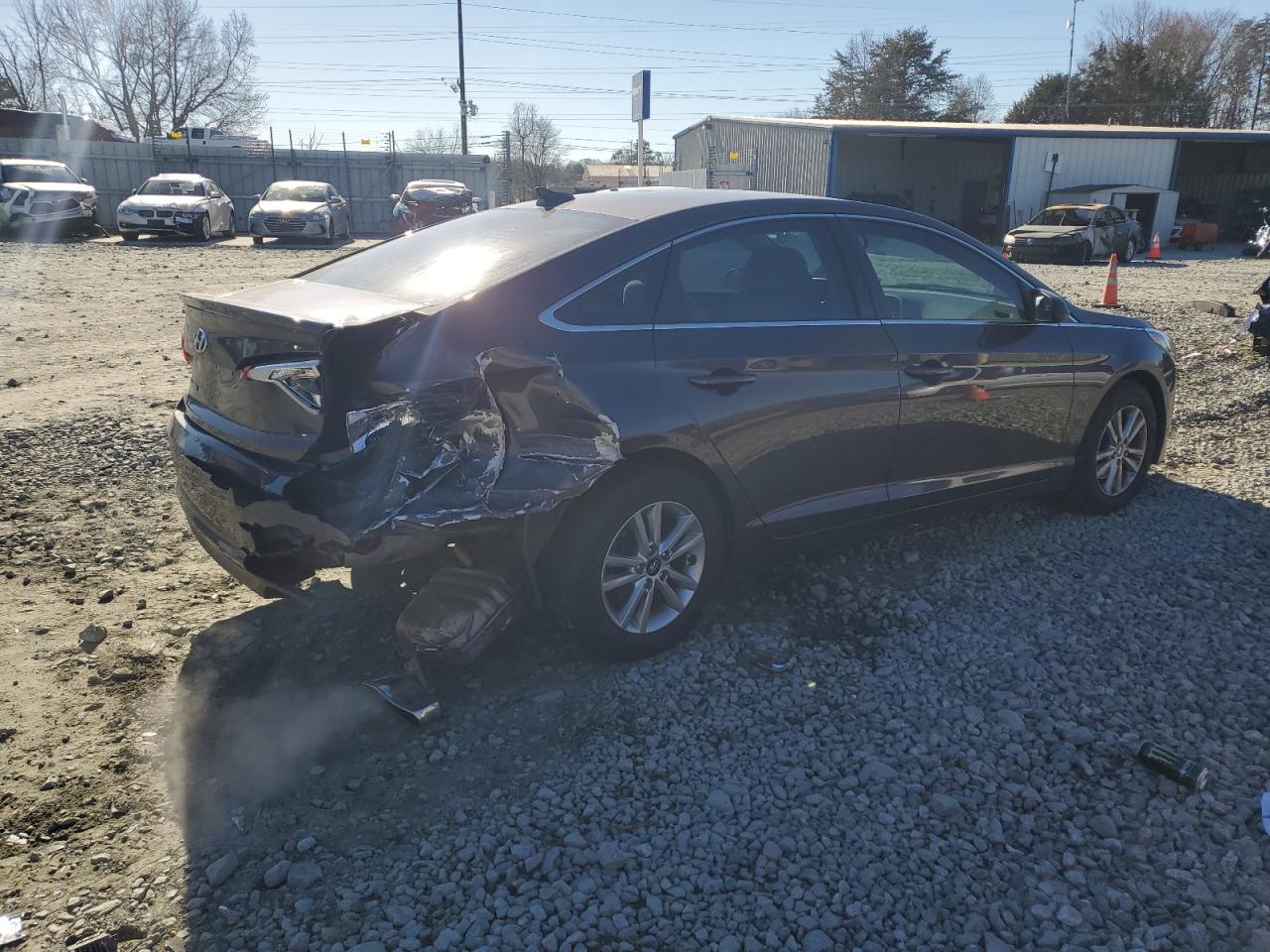 Obraz 3 z 2017 HYUNDAI SONATA SE 2017 z VIN 5NPE24AF1HH496063