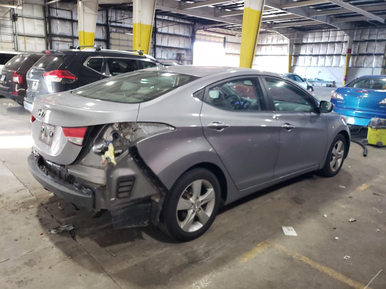 Image 3 of 2013 HYUNDAI ELANTRA GLS 2013 with VIN KMHDH4AE0DU833593