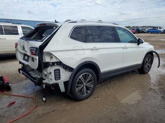 Image 3 of 2018 VOLKSWAGEN TIGUAN SE 2018 with VIN 3VV3B7AX5JM018943
