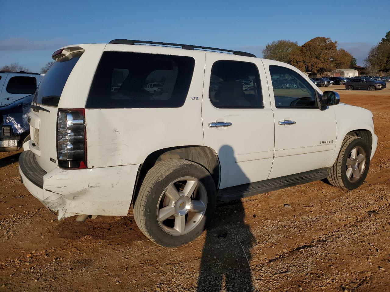 Obraz 3 z 2008 CHEVROLET TAHOE C1500 2008 z VIN 1GNFC13018J225267