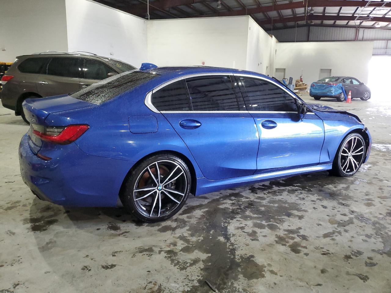 Obraz 3 z 2019 BMW 330I  2019 z VIN WBA5R1C58KAE81346