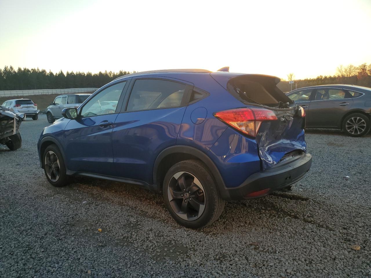Obraz 2 z 2018 HONDA HR-V EXL 2018 z VIN 3CZRU5H77JM708619