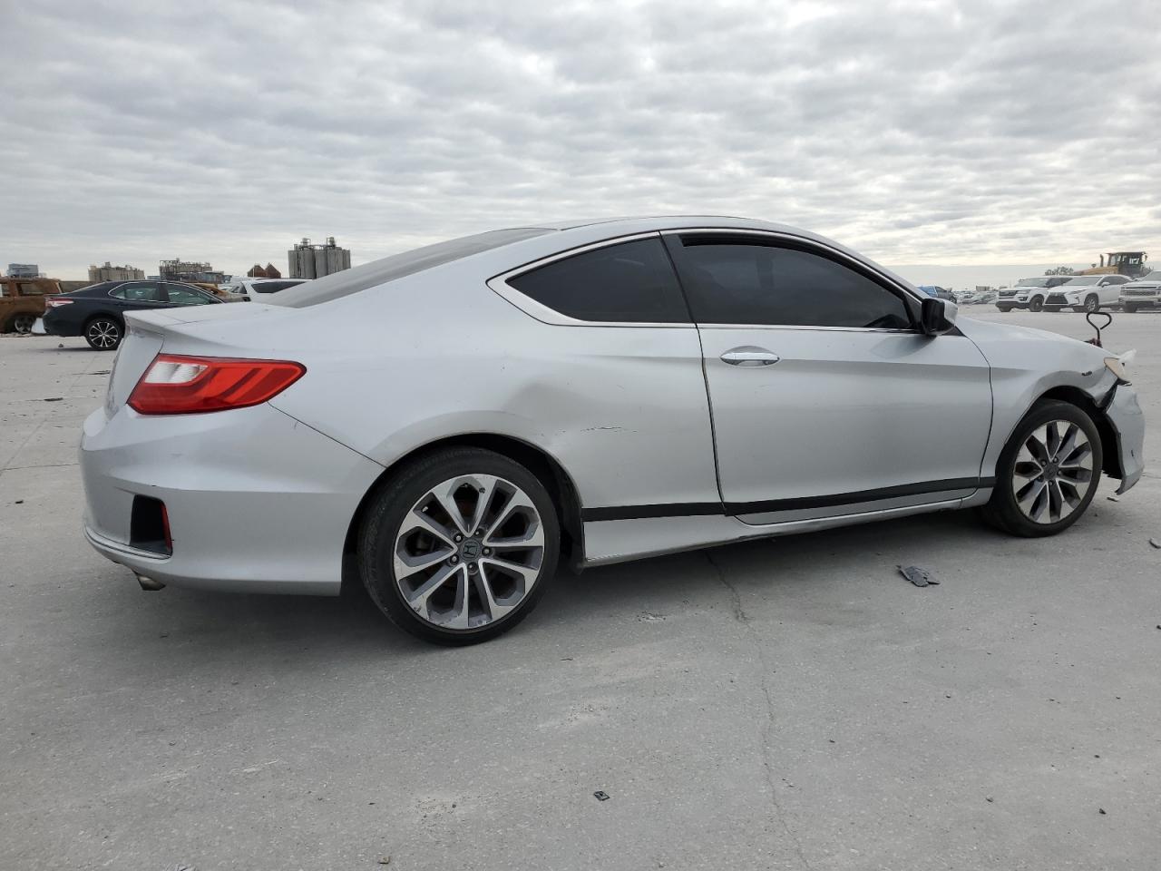 Obraz 3 z 2013 HONDA ACCORD LX-S 2013 z VIN 1HGCT1B36DA003391