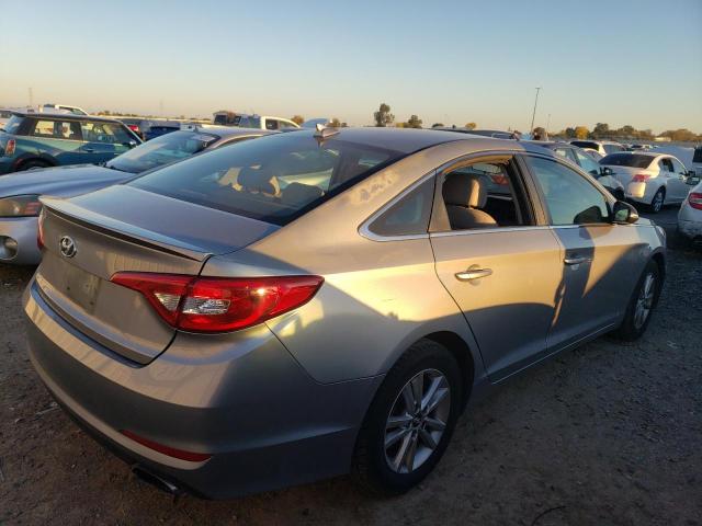 Obraz 3 z 2015 HYUNDAI SONATA SE 2015 z VIN 5NPE24AF3FH004274