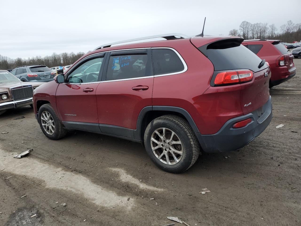 Image 2 of 2016 JEEP CHEROKEE LATITUDE 2016 with VIN 1C4PJMCB7GW308533