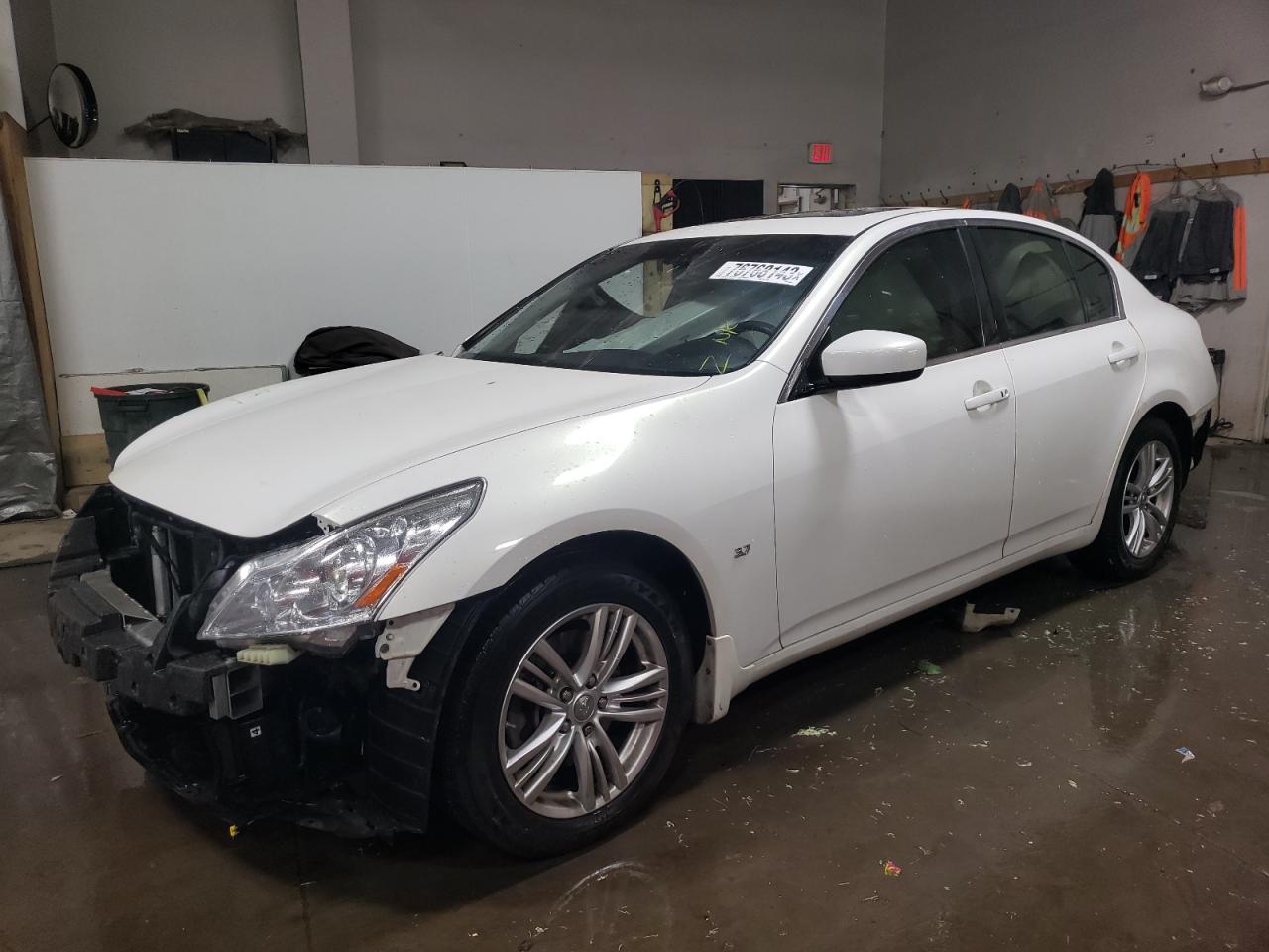 Obraz 2015 INFINITI Q40  2015