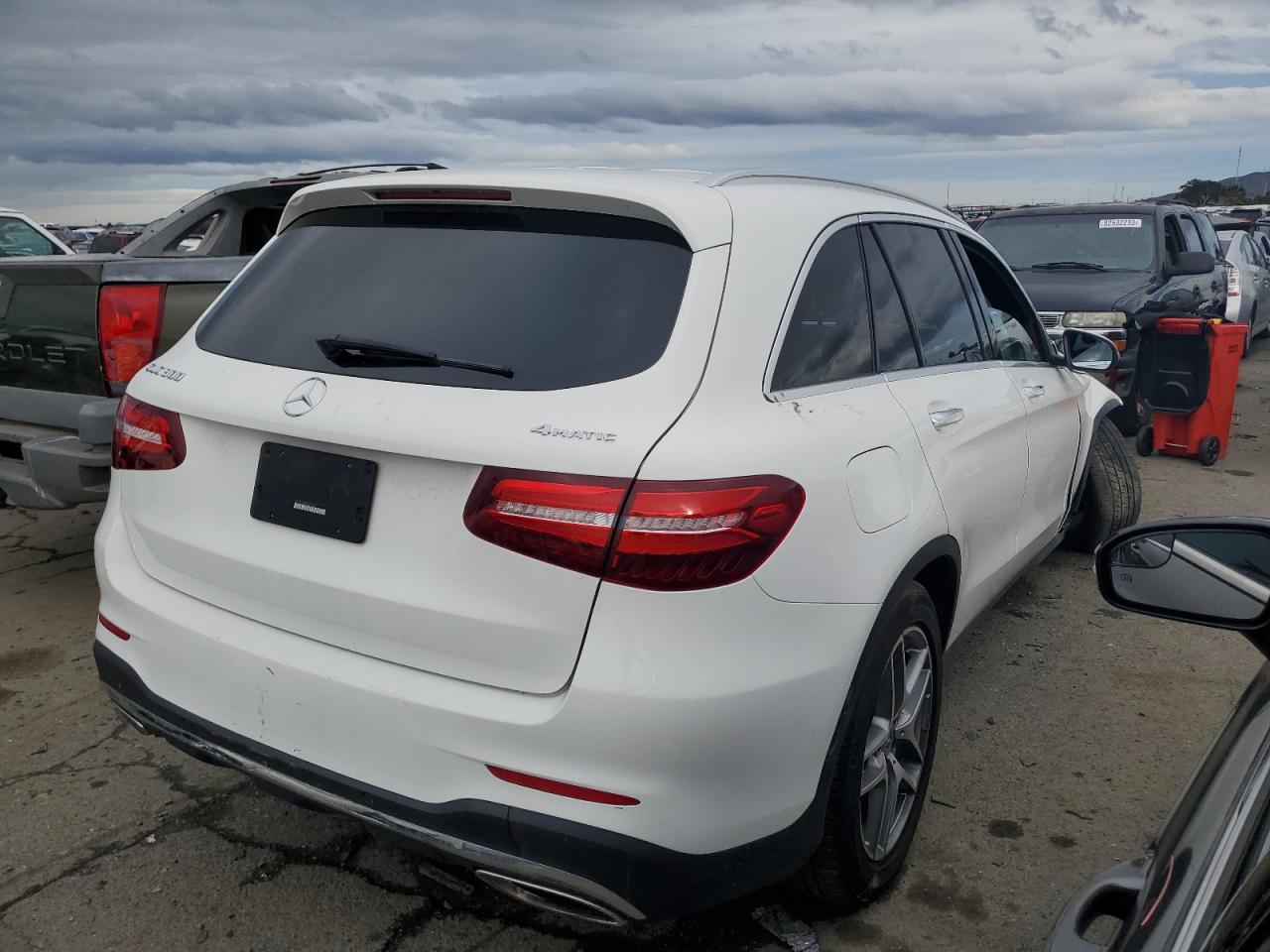 Изображение 3 2019 MERCEDES-BENZ GLC 300 4MATIC 2019 с VIN WDC0G4KB8KV141299